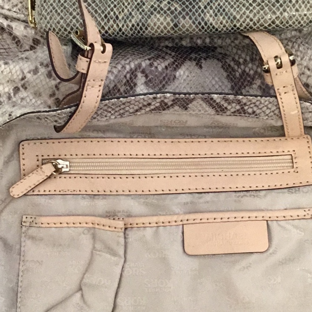 Michael Kors Snakeskin Tote. Wallet is sold - Picture 13 of 16
